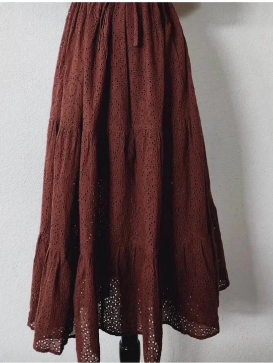 Anthropologie Brown Eyelet Midi Dress with Sweetheart Neckline - Picture 3 of 3